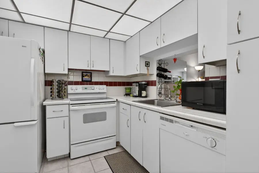 1170 N Federal Highway #305, Fort Lauderdale, FL 33304 - #3