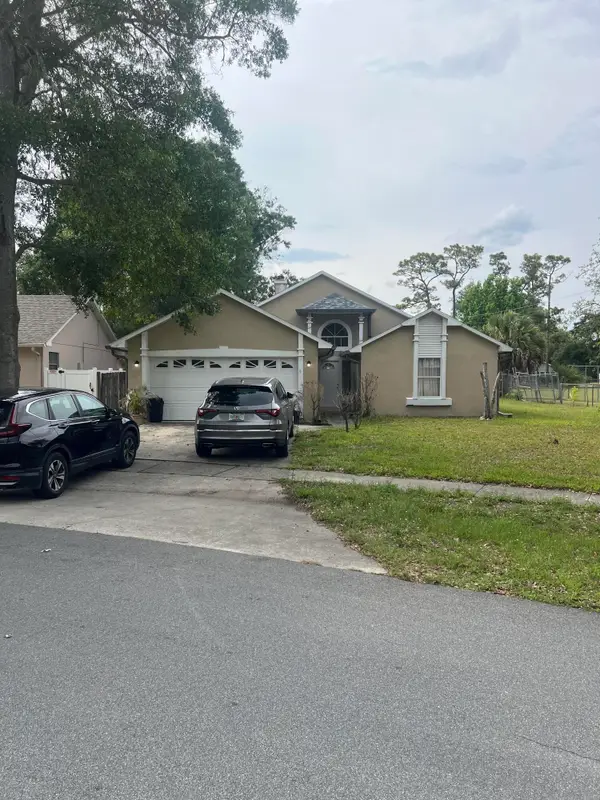 116 N Bristol Circle, Sanford, FL 32773