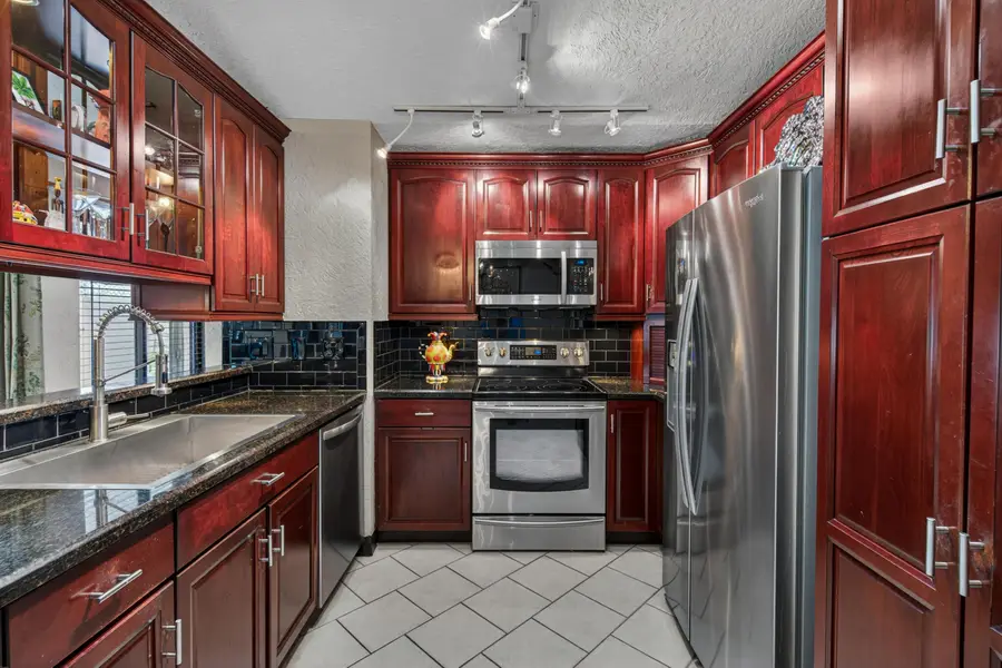 3068 S Oakland Forest Drive #806, Oakland Park, FL 33309 - #2