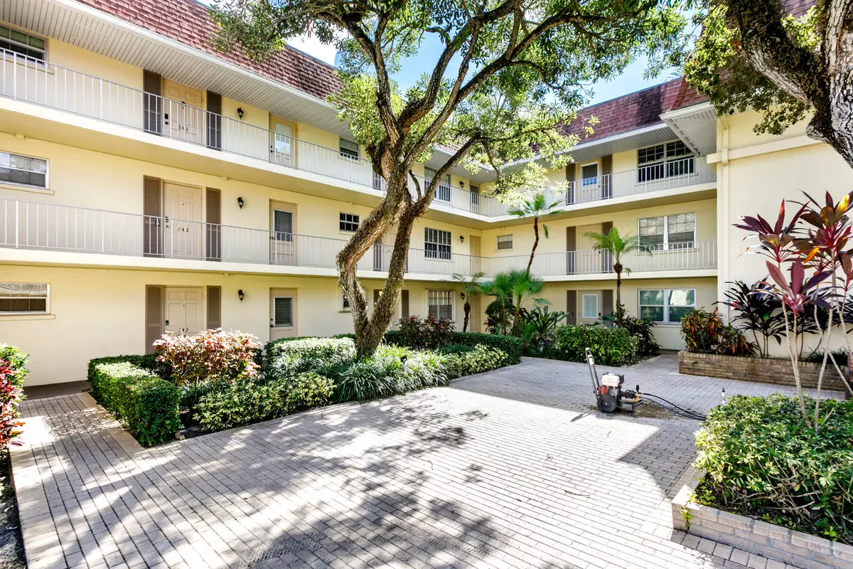 5510 Tamberlane Circle #242, Palm Beach Gardens, FL 33418 - #1