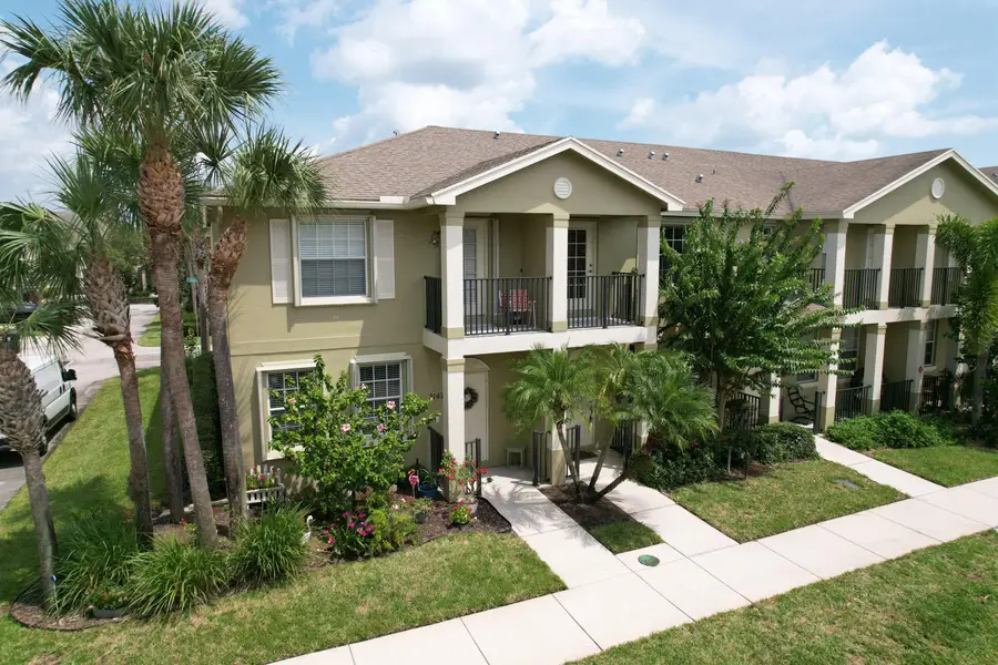 2151 SE Eatonville Drive, Port Saint Lucie, FL 34952 - #2