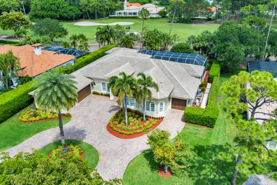 594 N Country Club Drive, Atlantis, FL 33462 - #3