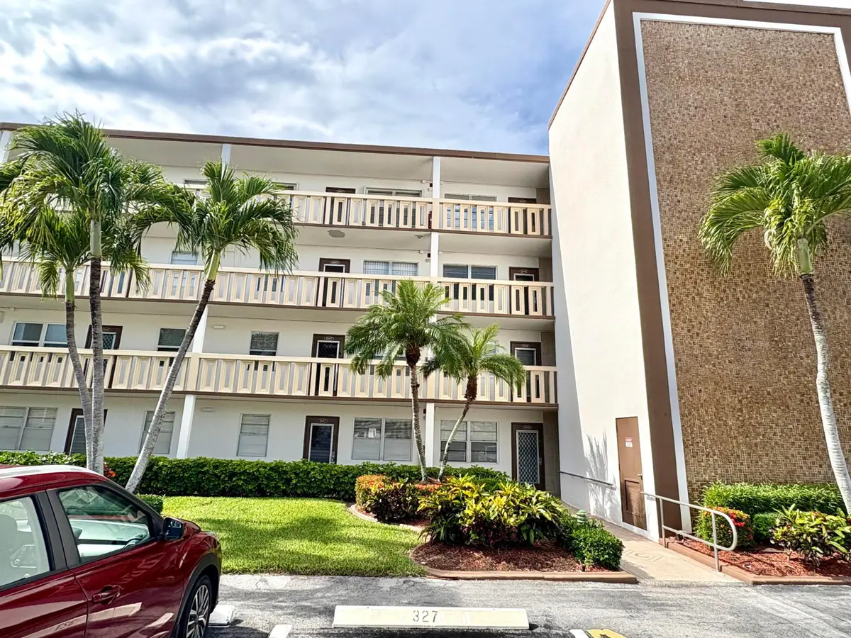 4046 Guildford C, Boca Raton, FL 33434 - #1