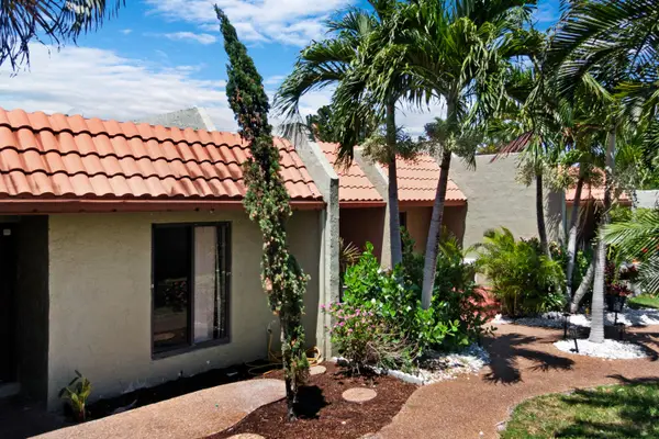 153 SE 7th Street #G-1, Deerfield Beach, FL 33441