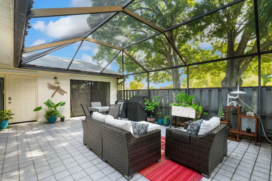 1433 Captains Walk #18d, Fort Pierce, FL 34950 - #2