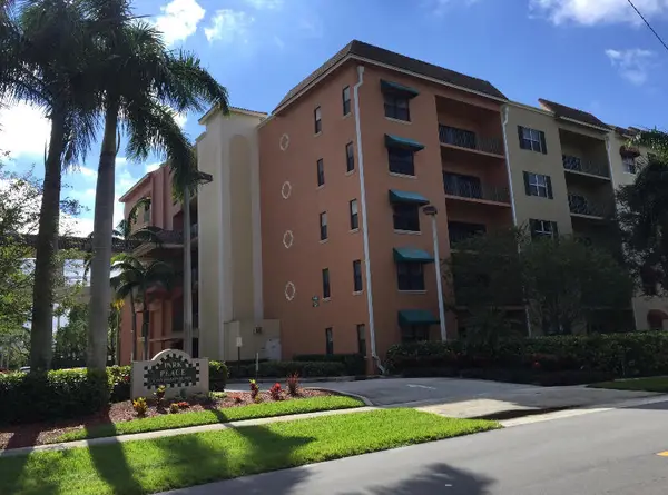 1610 Presidential Way #B-305, West Palm Beach, FL 33401
