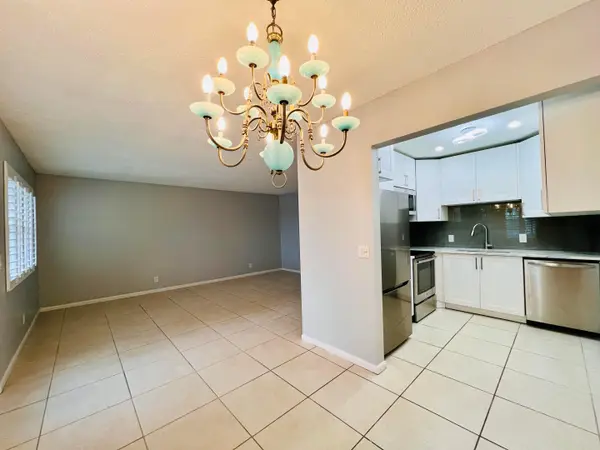 74 Berkshire, West Palm Beach, FL 33417