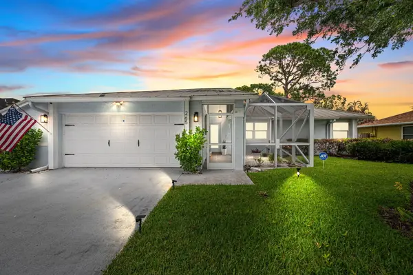 265 SE Todd Avenue, Port St Lucie, FL 34983