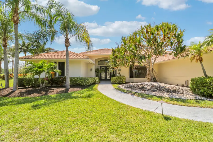 8667 Steeplechase Drive, Palm Beach Gardens, FL 33418 - #2