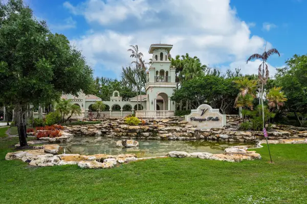 1367 NW Leonardo Circle, Port St Lucie, FL 34986