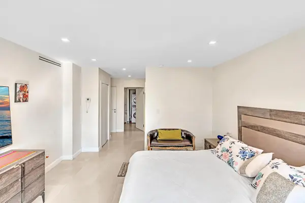 19390 Collins Avenue #421, Sunny Isles Beach, FL 33160