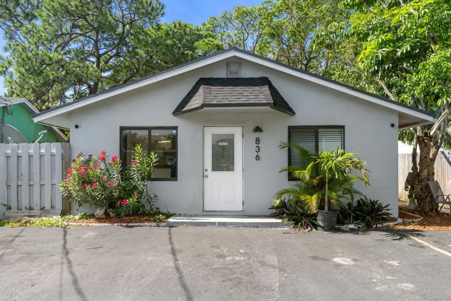 836 SW 13th Court, Pompano Beach, FL 33060 - #2