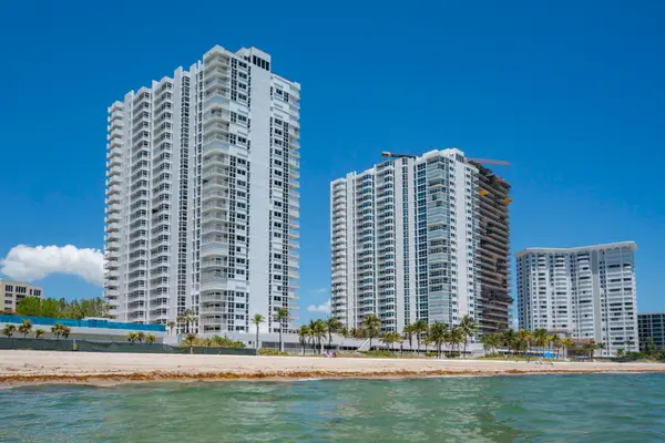 1370 S Ocean Boulevard #905, Pompano Beach, FL 33062