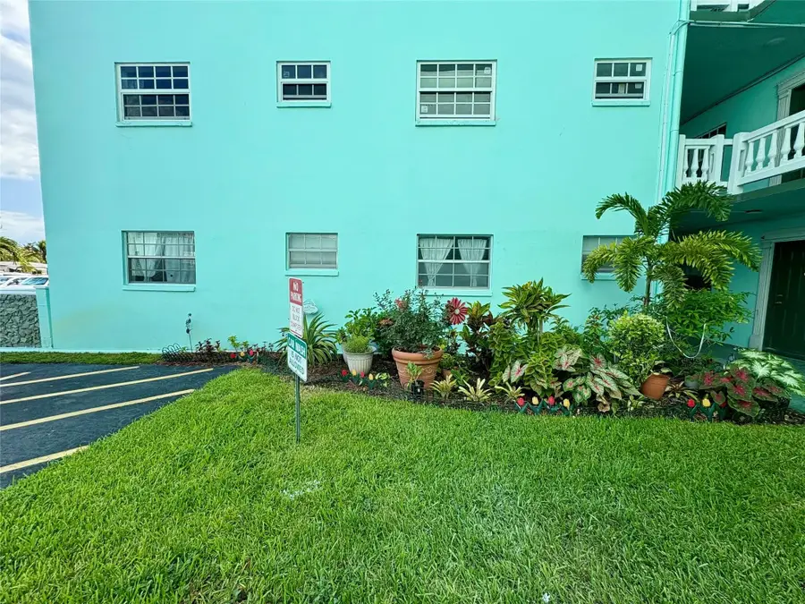 4401 NW 41st Street #110, Lauderdale Lakes, FL 33319 - #2
