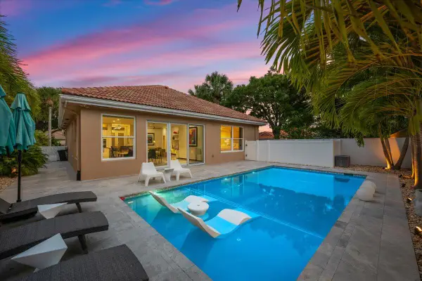 169 Hampton Circle, Jupiter, FL 33458