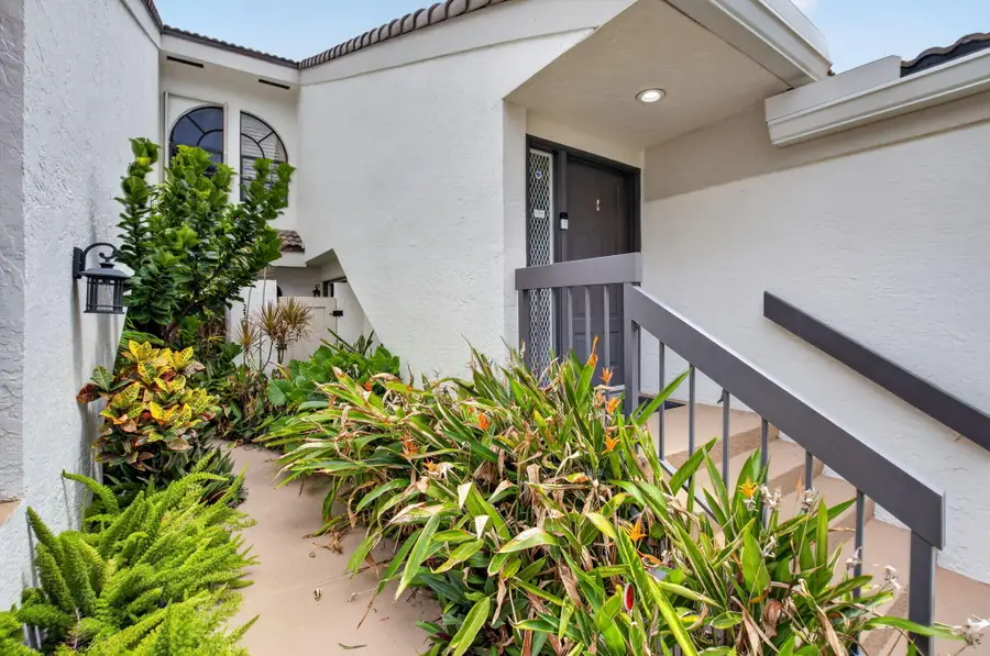 2305 Aspen Way #2305, Boynton Beach, FL 33436 - #2