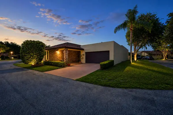 6906 Palmar Court, Boca Raton, FL 33433