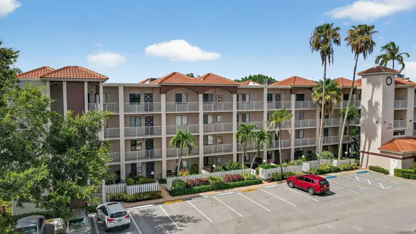 6193 Pointe Regal Circle #402, Delray Beach, FL 33484