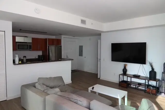 300 S Biscayne Boulevard #T, Miami, FL 33131 - #3