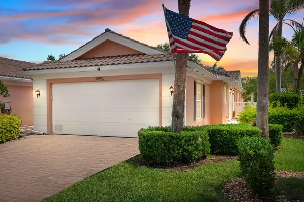 10695 SW Hartwick Drive, Port St Lucie, FL 34987