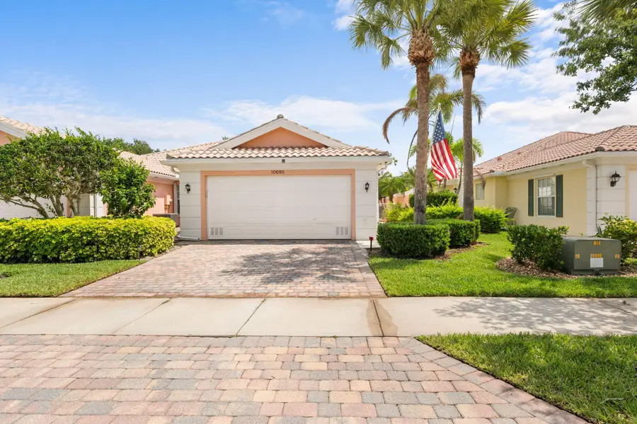 10695 SW Hartwick Drive, Port Saint Lucie, FL 34987 - #2