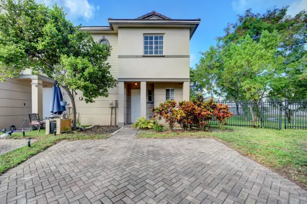 2036 Marsh Harbor Drive, West Palm Beach, FL 33404