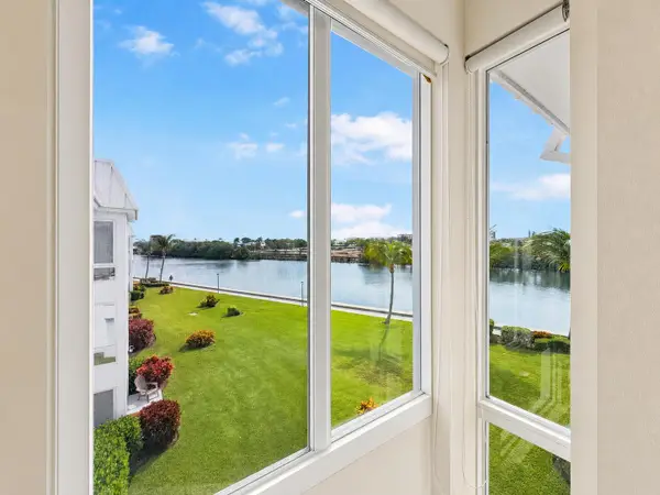 8 Colonial Club Drive #303, Boynton Beach, FL 33435