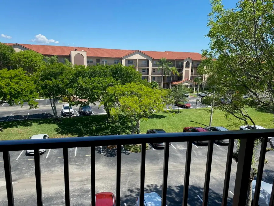 13100 SW 11th Court Sw #412c, Pembroke Pines, FL 33027 - #3