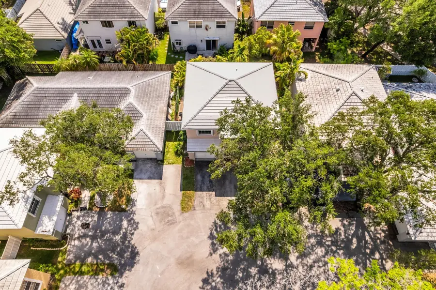 9855 NW 2nd Court, Plantation, FL 33324 - #3