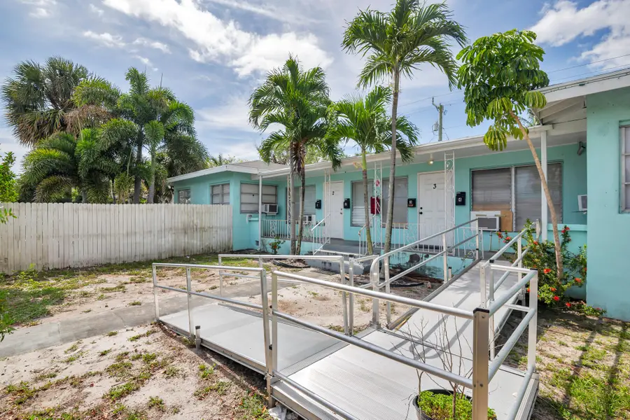 258 Conniston Road, West Palm Beach, FL 33405 - #2