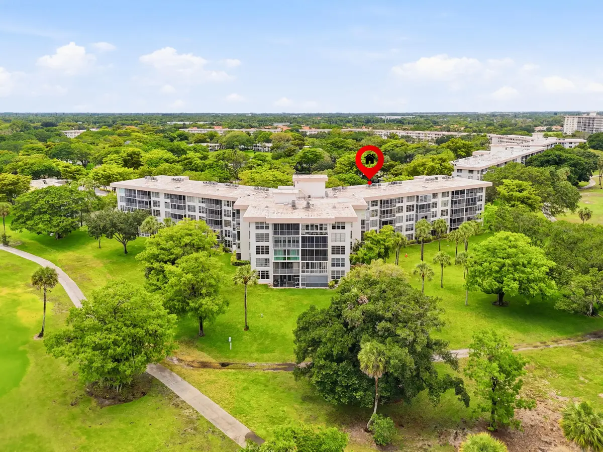 3800 Oaks Clubhouse Drive #410, Pompano Beach, FL 33069 - #1