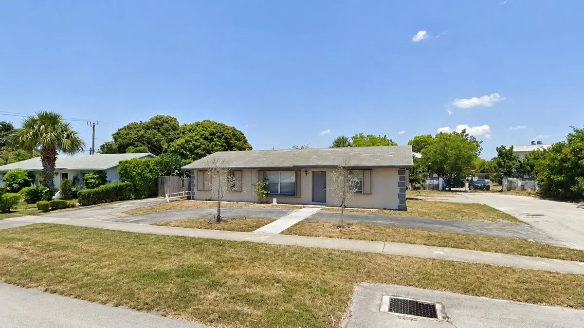 399 SW 14th Street, Deerfield Beach, FL 33441 - #1
