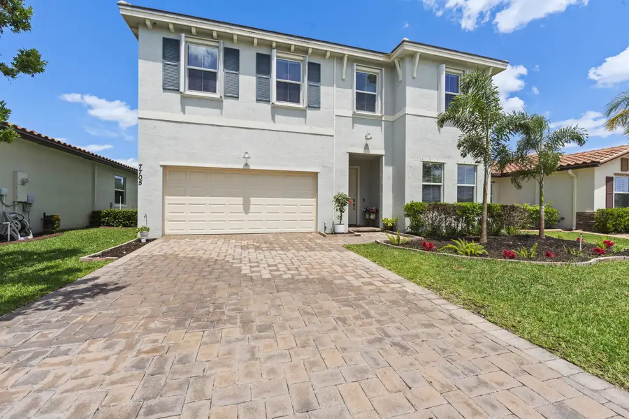 7705 NW Greenbank Circle, Port Saint Lucie, FL 34987 - #3