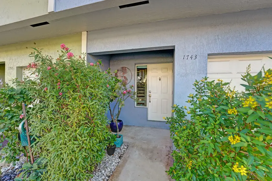 1743 NE 4th Avenue #F4, Fort Lauderdale, FL 33305 - #3