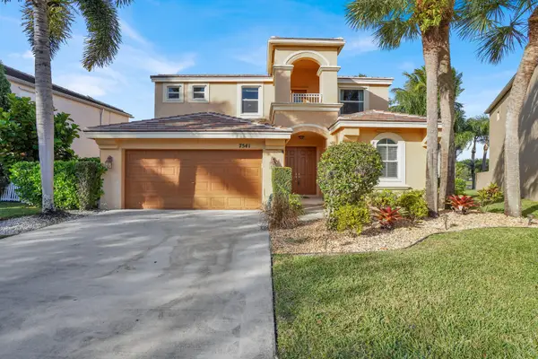 7541 Downwinds Lane, Lake Worth, FL 33467