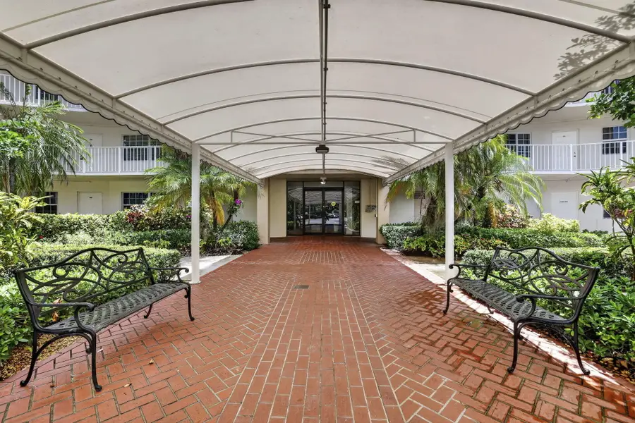 3900 Oaks Clubhouse Drive #410, Pompano Beach, FL 33069 - #3