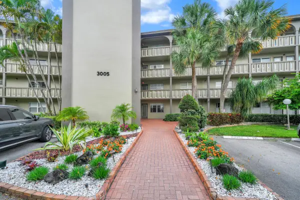 3005 Portofino Isle #N2, Coconut Creek, FL 33066