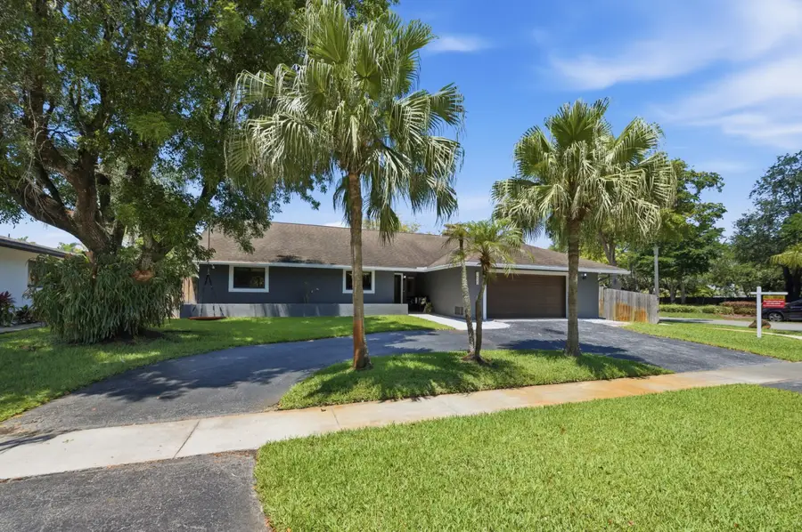 1630 NW 118th Avenue, Pembroke Pines, FL 33026 - #3