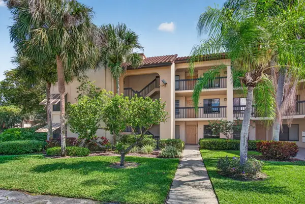 10174 Mangrove Drive #201, Boynton Beach, FL 33437