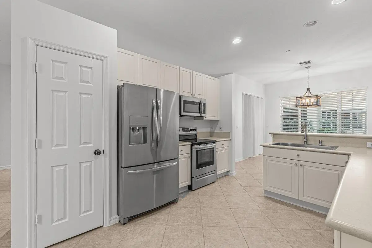 118 Lancaster Road, Boynton Beach, FL 33426 - #1