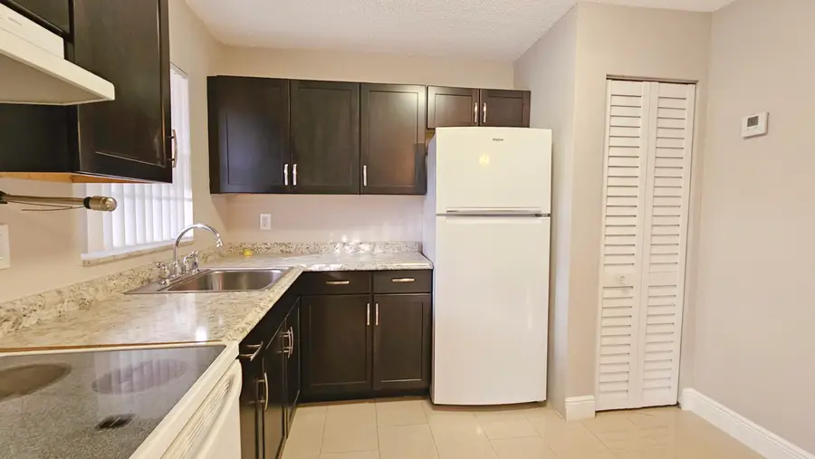 416 Lakeside Drive #129, Margate, FL 33063 - #3