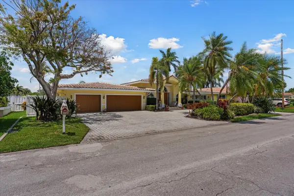 2141 NE 29th Street, Lighthouse Point, FL 33064