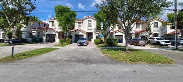 3720 SW 69th Avenue #3720, Miami, FL 33155