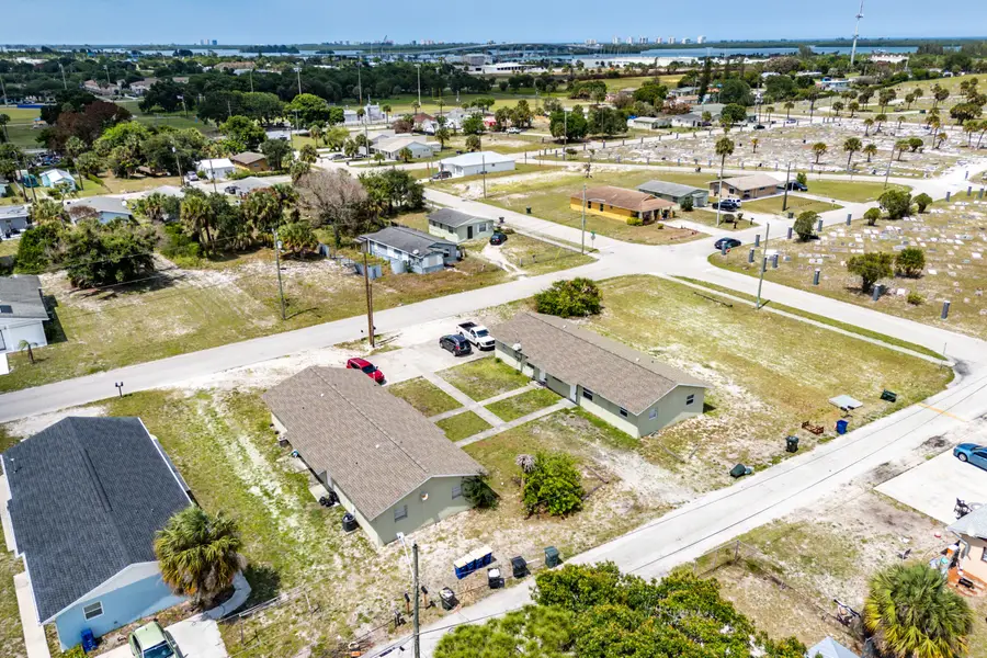1205 Ave K, Fort Pierce, FL 34950 - #2