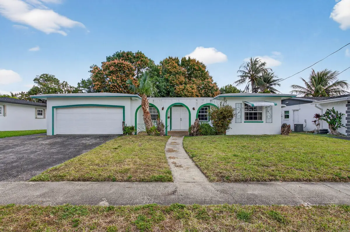 2540 NW 34th Terrace, Lauderdale Lakes, FL 33311 - #1