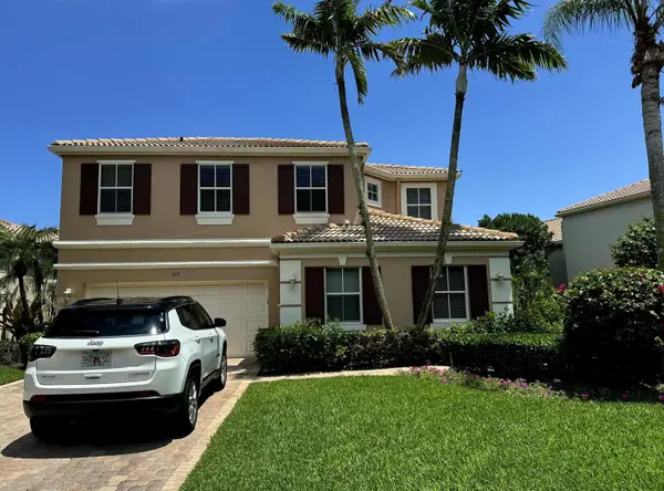 107 Sunset Cove Lane, Palm Beach Gardens, FL 33418