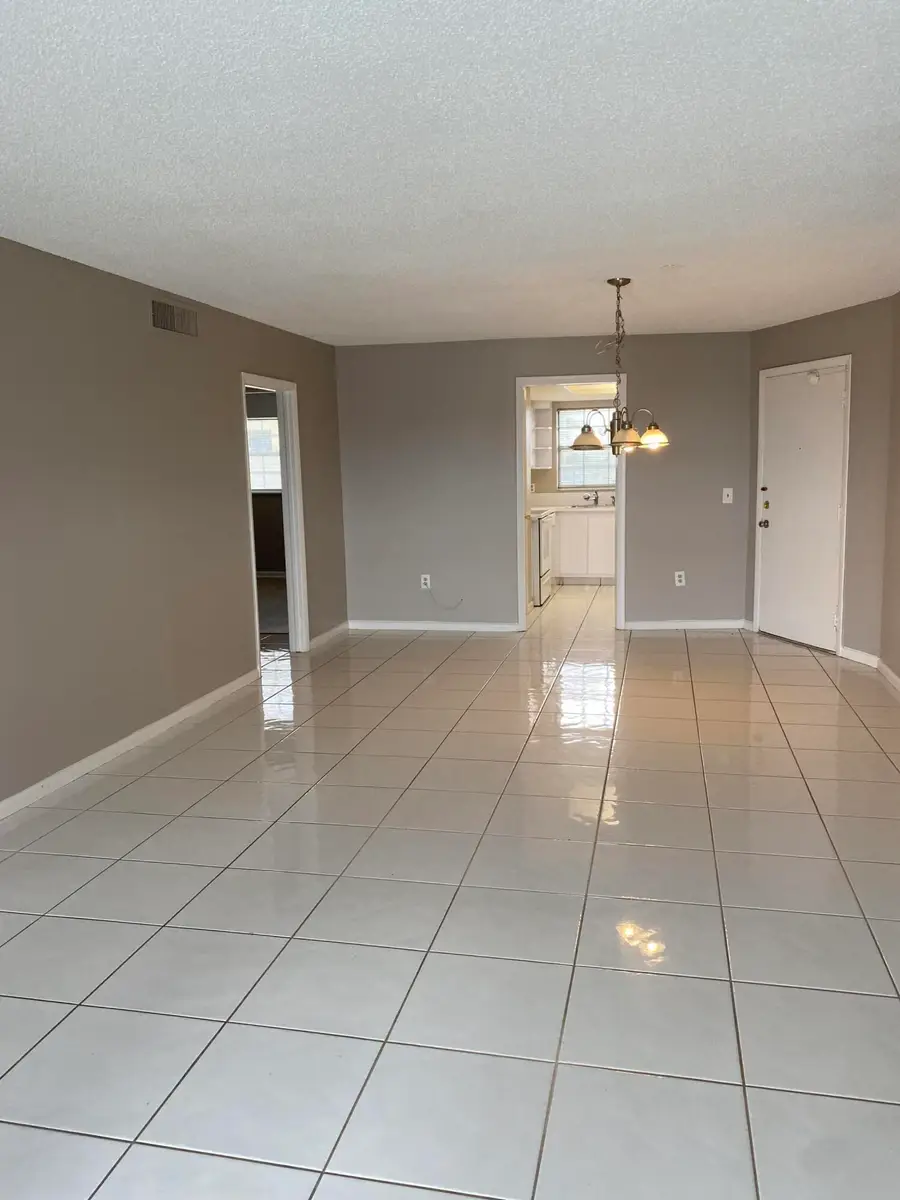 410 Wilma Circle, Riviera Beach, FL 33404 - #2