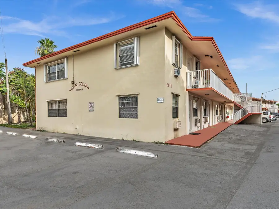 2915 Plunkett Street #5d, Hollywood, FL 33020 - #3