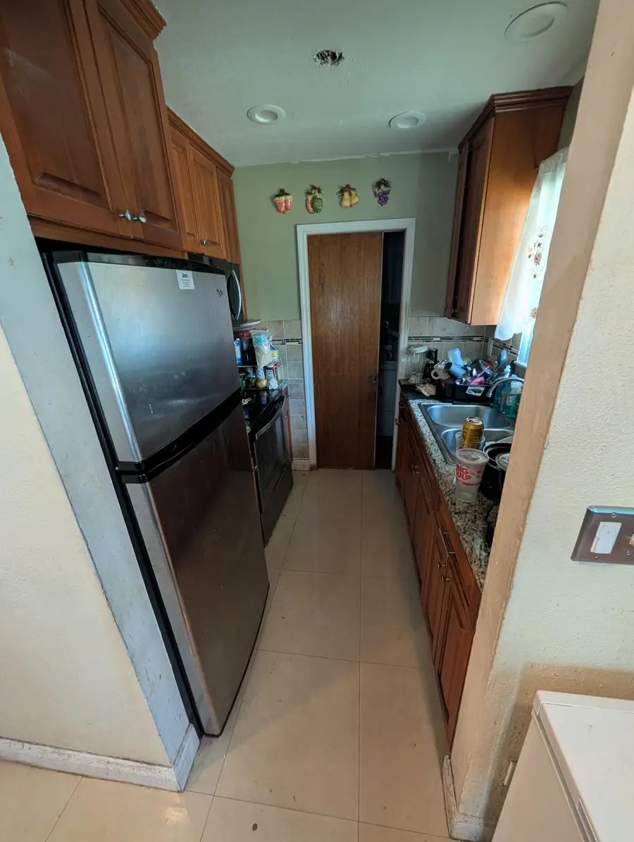 2761 NW 11th Place, Fort Lauderdale, FL 33311 - #3