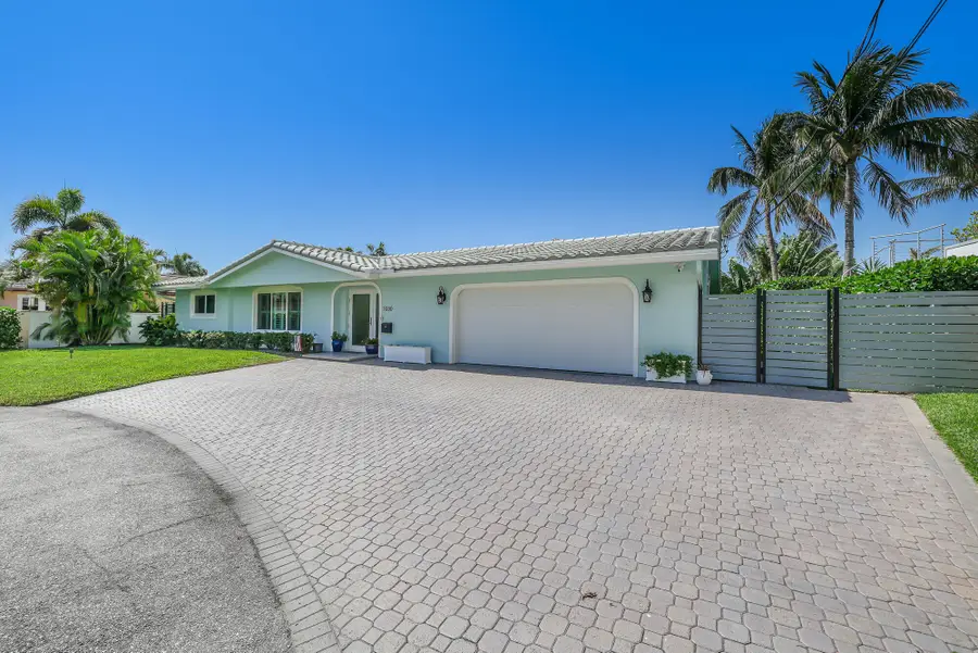 1030 NE 27th Way, Pompano Beach, FL 33062 - #2